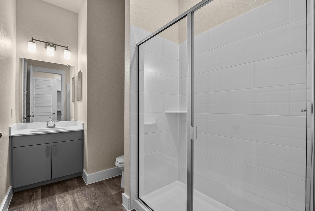 476 Suffield Dr - Photo 4