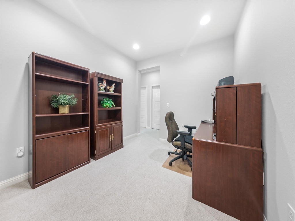 13800 Lyndhurst St - Photo 14