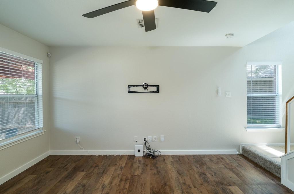 408 Woodsorrel Way - Photo 7