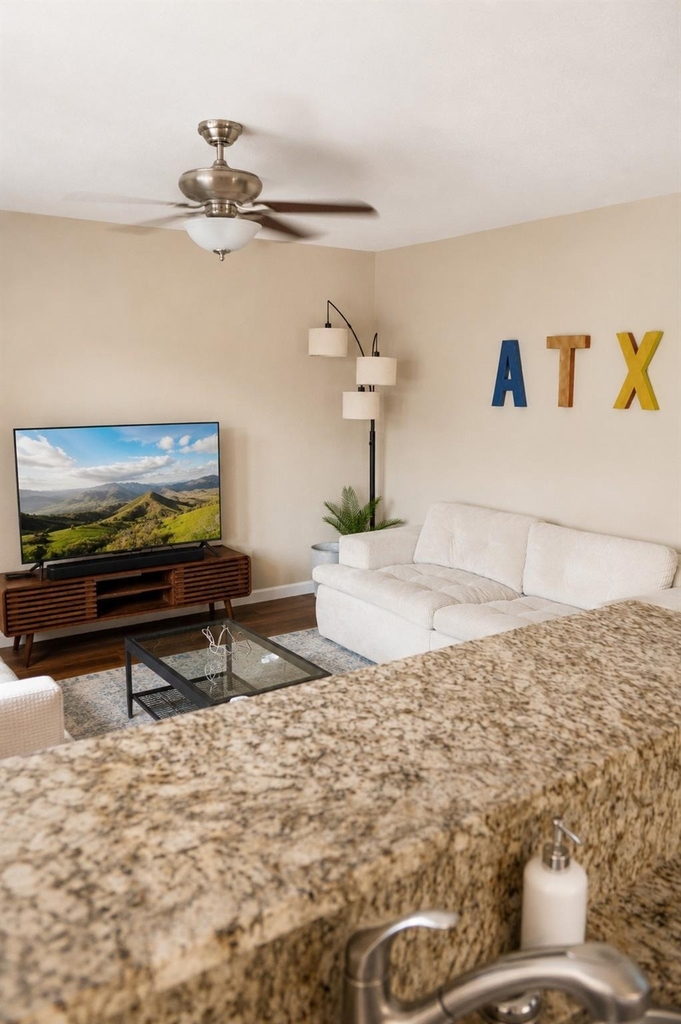 4903 Merritt Dr - Photo 2
