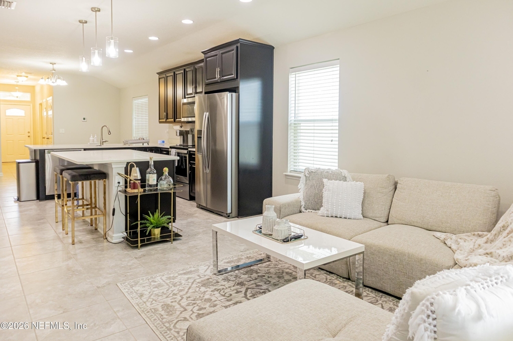 7112 Emsley Circle - Photo 3