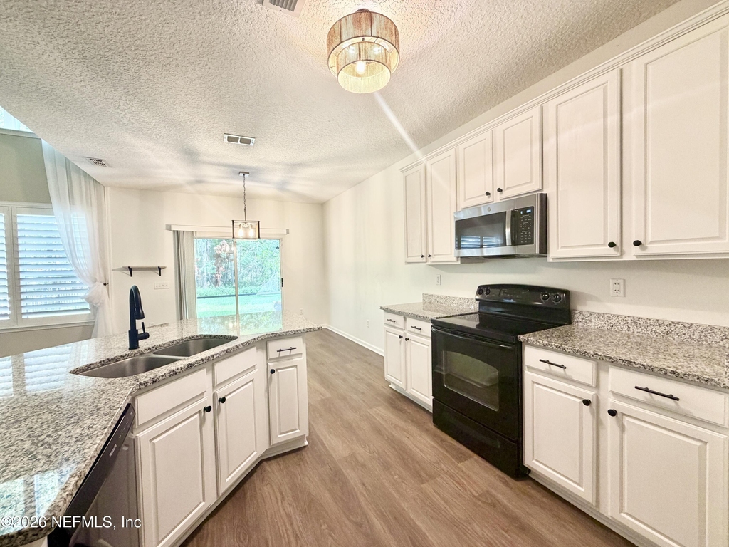 1720 Cross Pines Drive - Photo 4