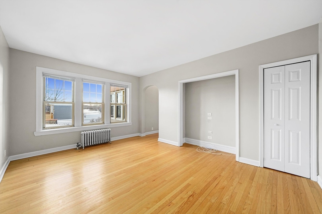 316 Sherman Avenue - Photo 2