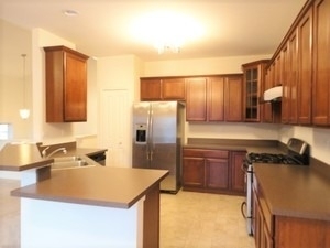 429 Grosvenor Lane - Photo 1