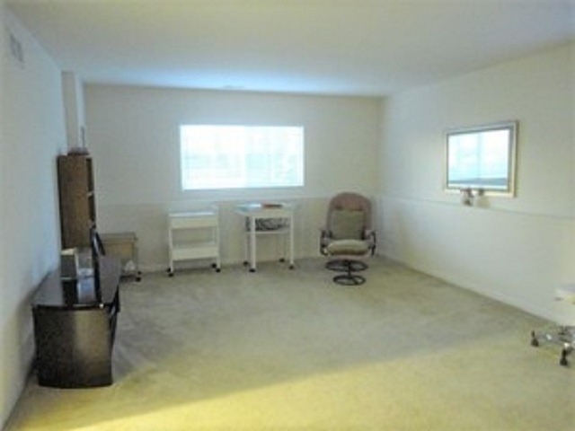 429 Grosvenor Lane - Photo 11