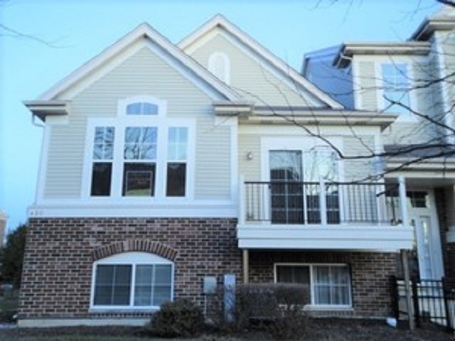 429 Grosvenor Lane - Photo 0