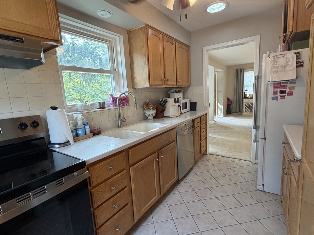 235 Nordica Avenue - Photo 6