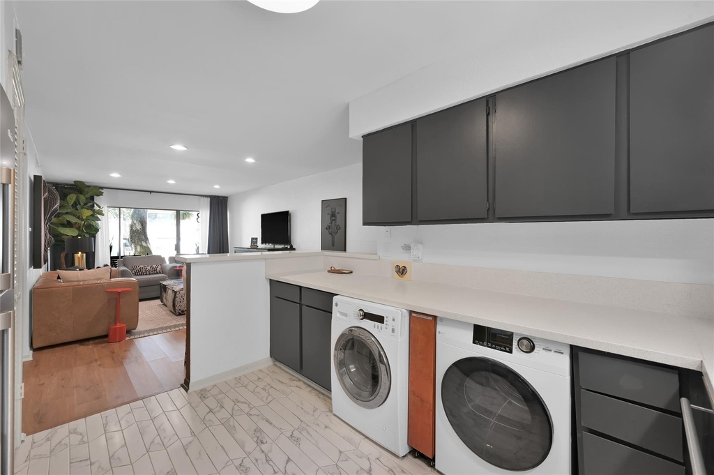 12100 Melville Drive - Photo 14