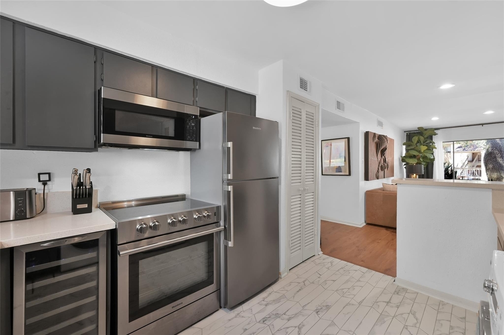 12100 Melville Drive - Photo 13