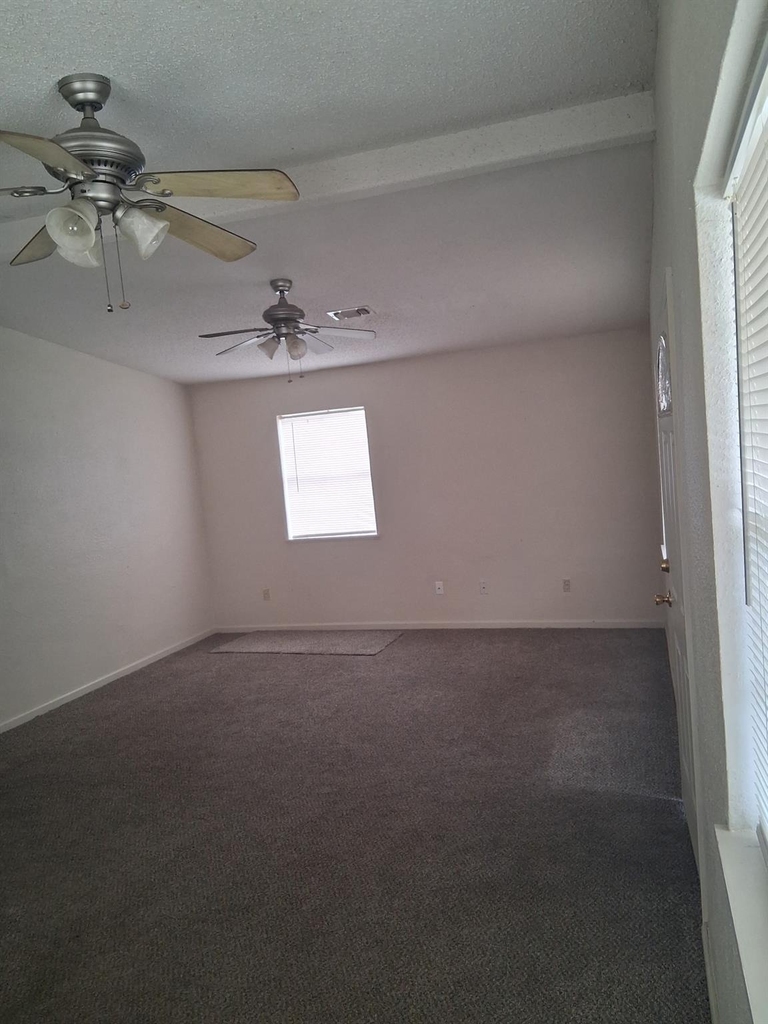 838 Mansfield Street - Photo 6