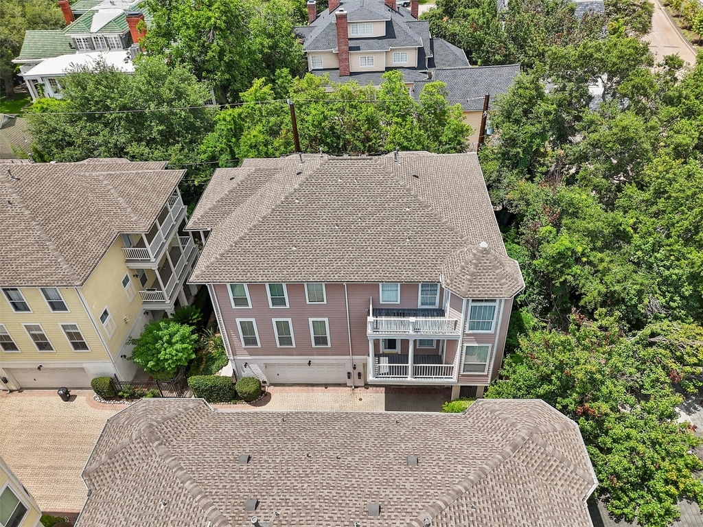 208 Hawthorne Street - Photo 25