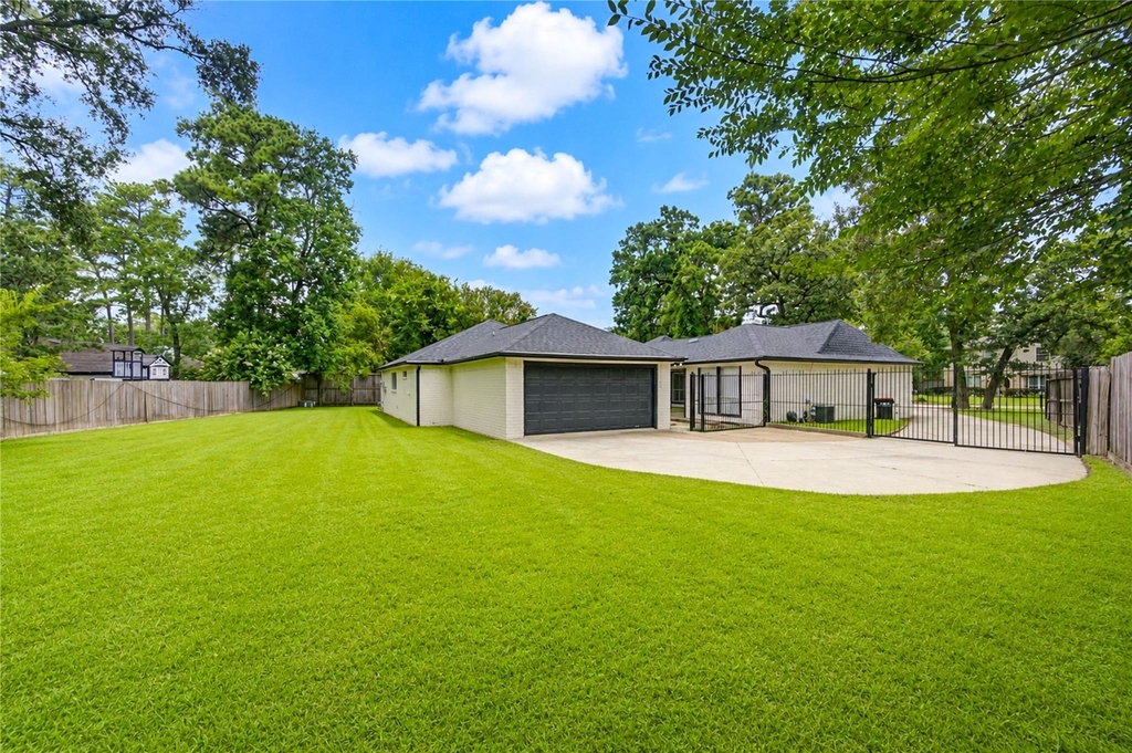 8107 Durklyn Lane - Photo 34