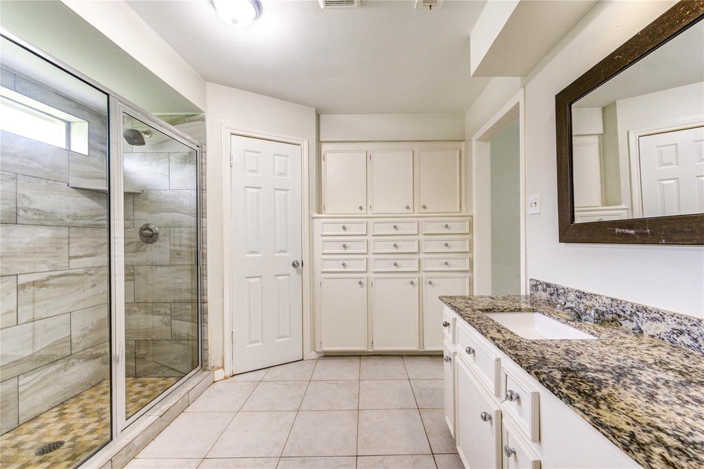 8107 Durklyn Lane - Photo 15