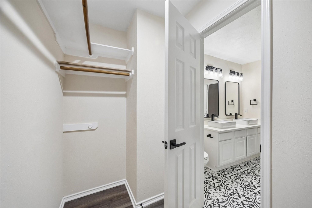 7 Wineberry Place - Photo 13