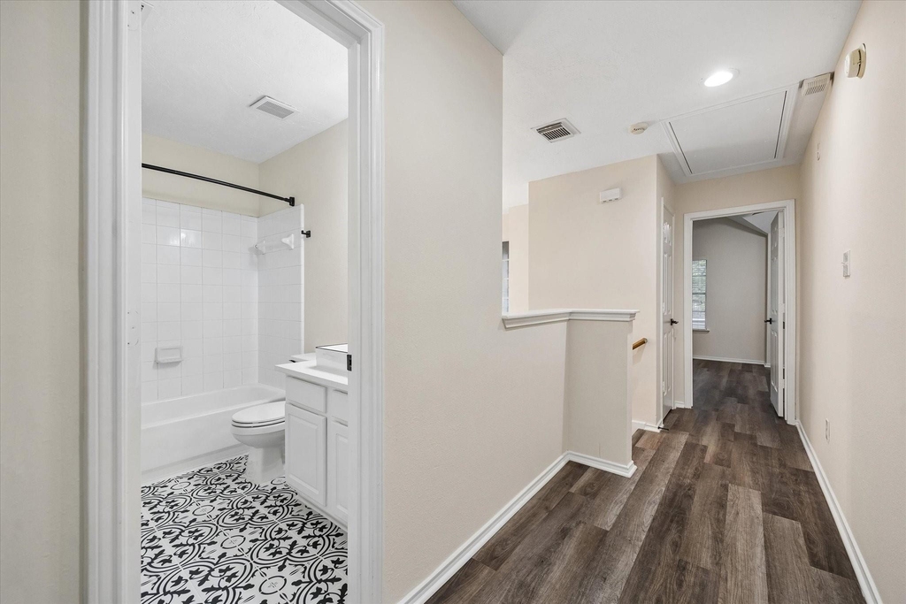 7 Wineberry Place - Photo 15