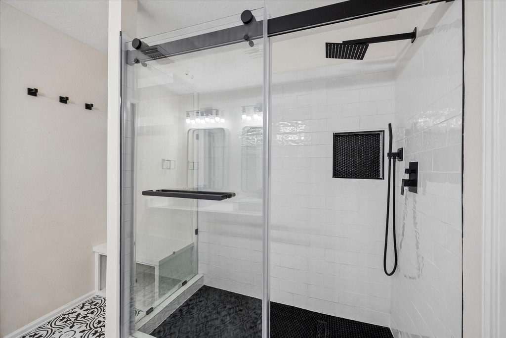 7 Wineberry Place - Photo 19