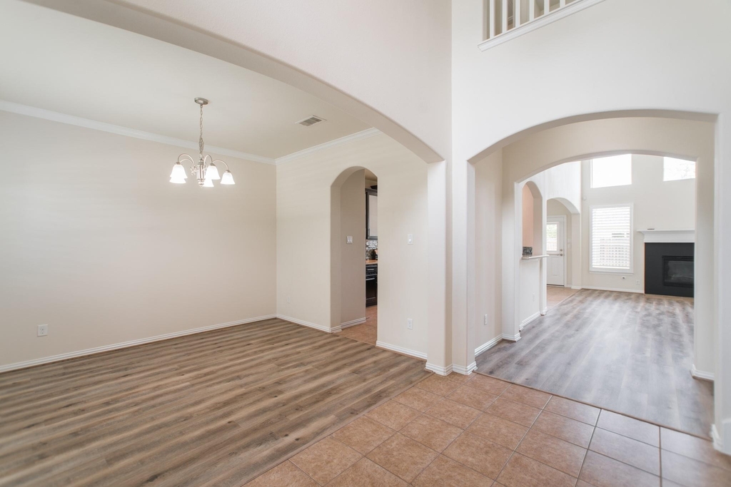 25618 Crisp Spring Lane - Photo 5
