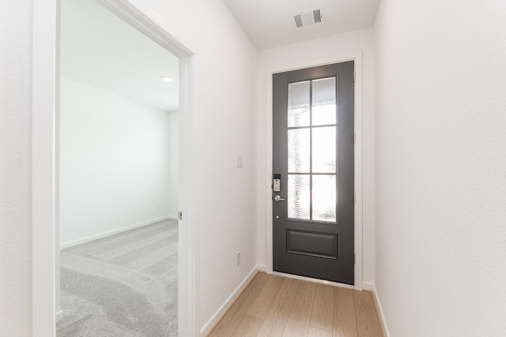 9723 Rialto Heights Drive - Photo 4