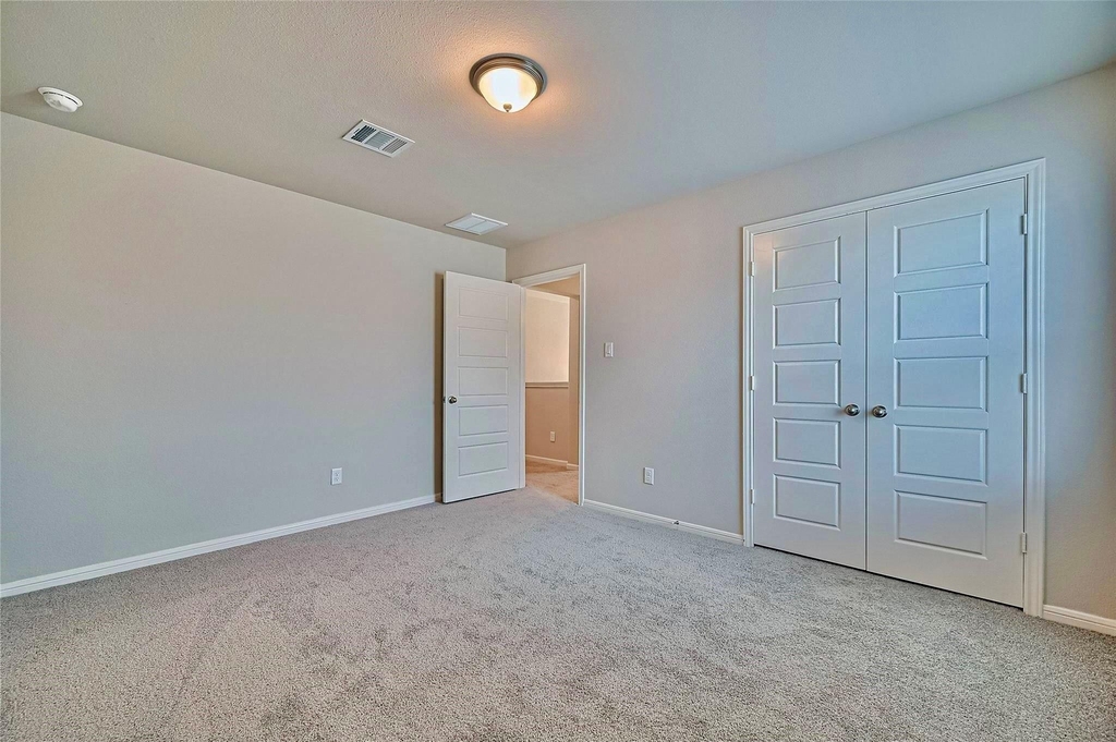 27231 Blue Pool Drive - Photo 10