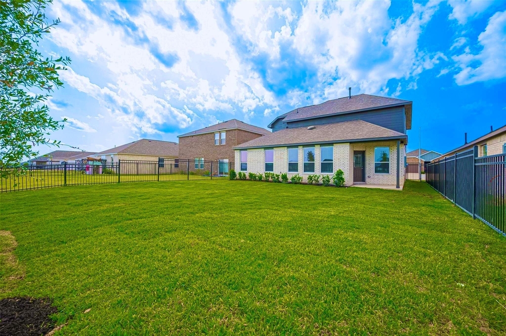 27231 Blue Pool Drive - Photo 25
