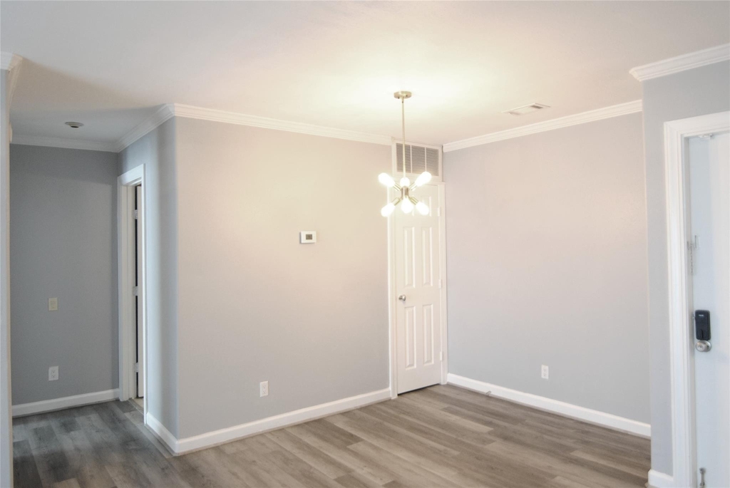 8427 Hearth Drive - Photo 5