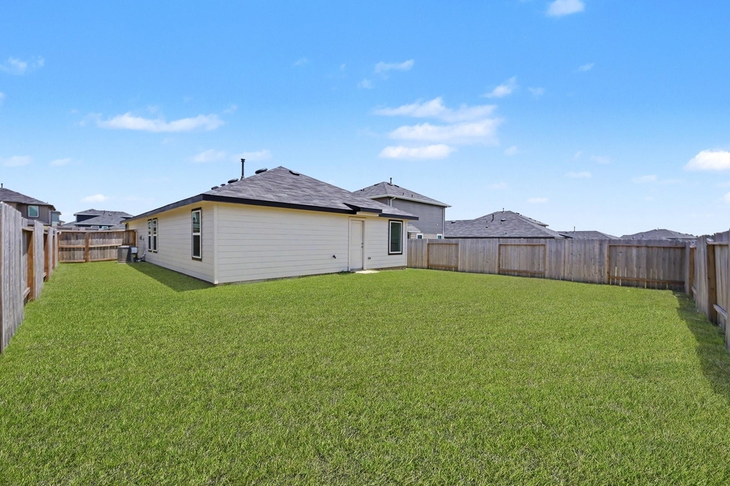 40839 Hawthorne Glades Street - Photo 31