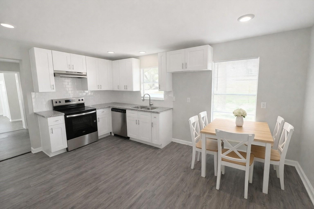 3700 4th Street - Photo 6