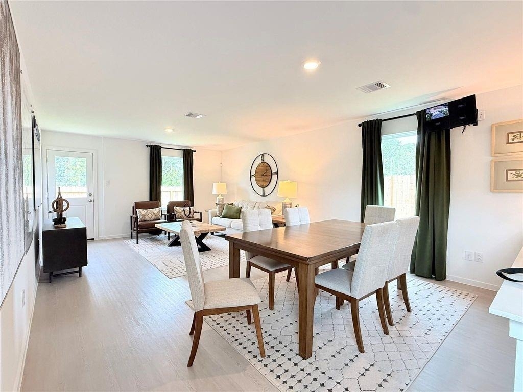 3606 Duplet Avenue - Photo 1