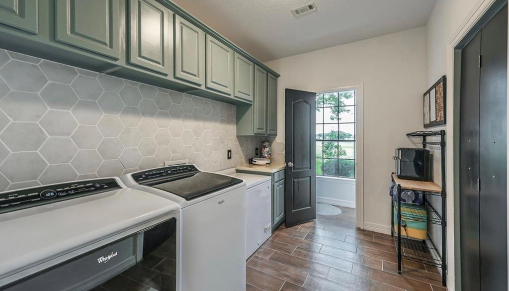7630 Savannah Plantation Drive - Photo 14