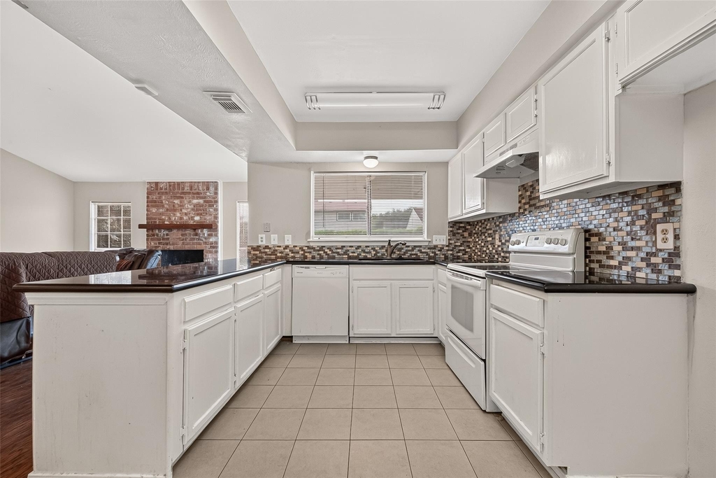 16707 Running Quail Court - Photo 9