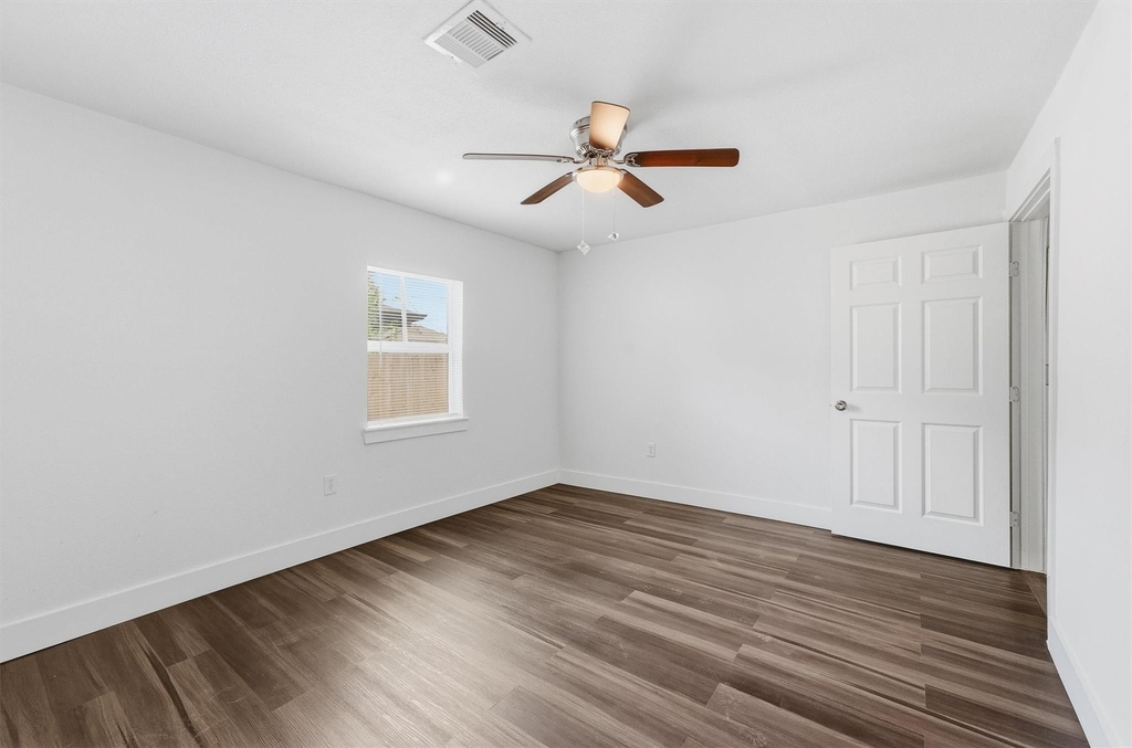2281 Des Jardines Street - Photo 11