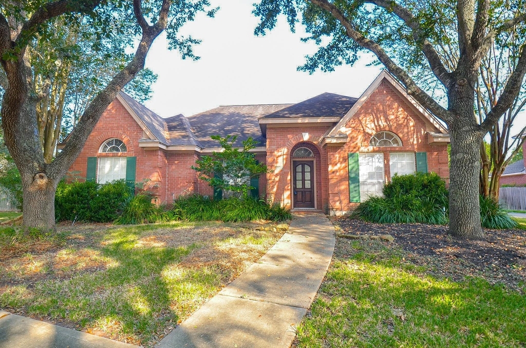 6007 Planters Point Court - Photo 0