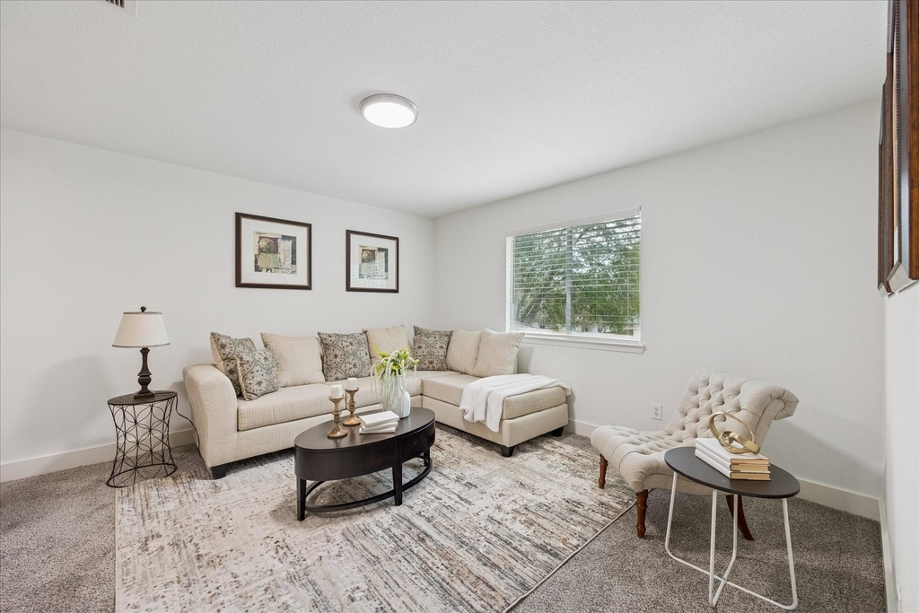 10727 Cobblecreek Way - Photo 13