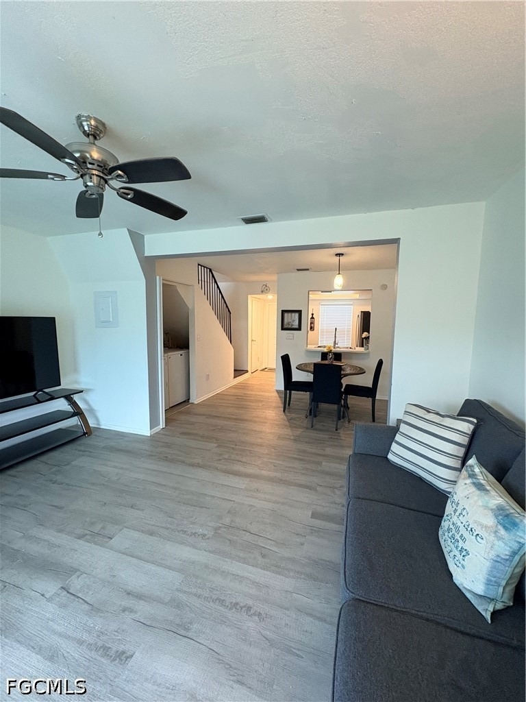 4520 Sw 8th Place - Photo 2