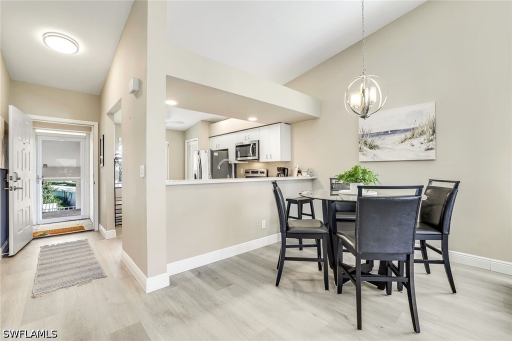 7360 Glenmoor Lane - Photo 3