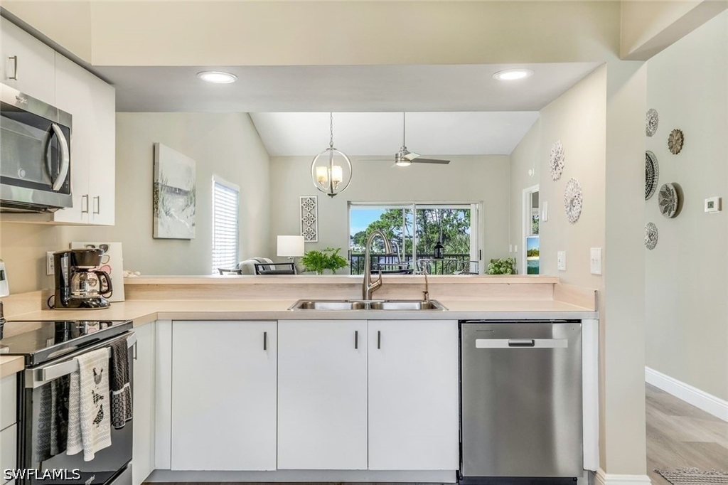 7360 Glenmoor Lane - Photo 5