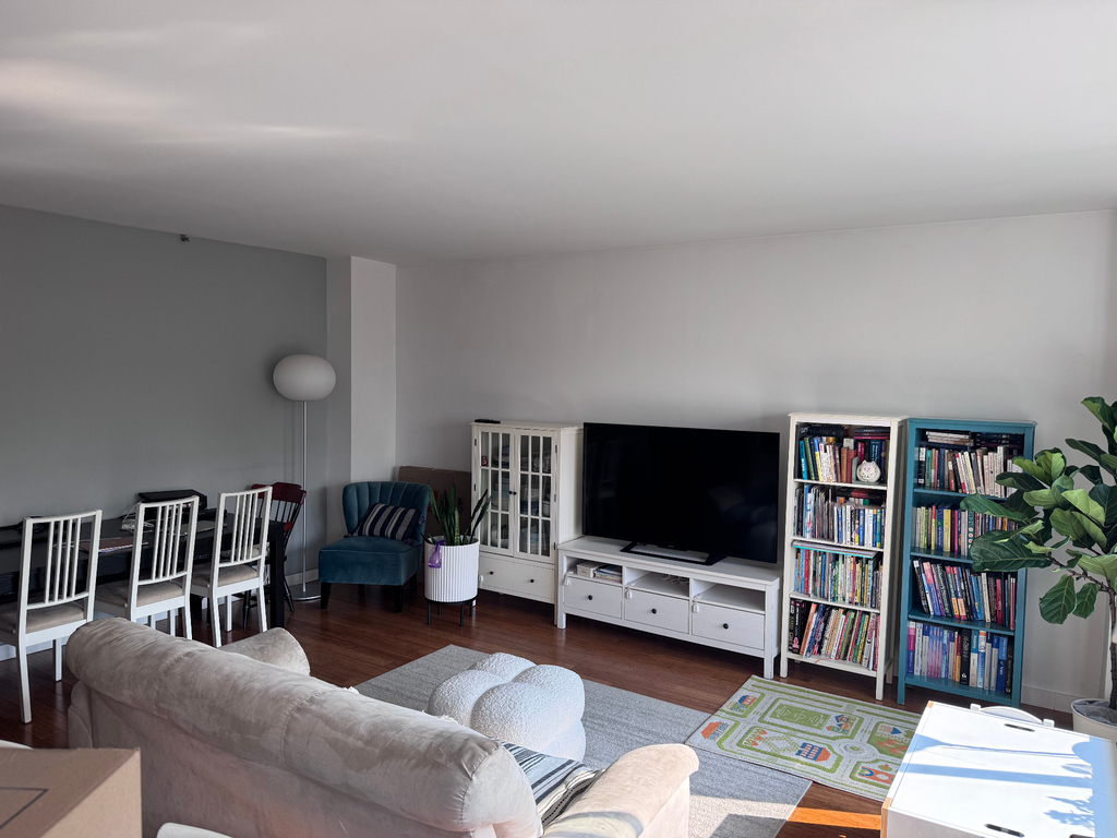 353 East 104th Street - Photo 3