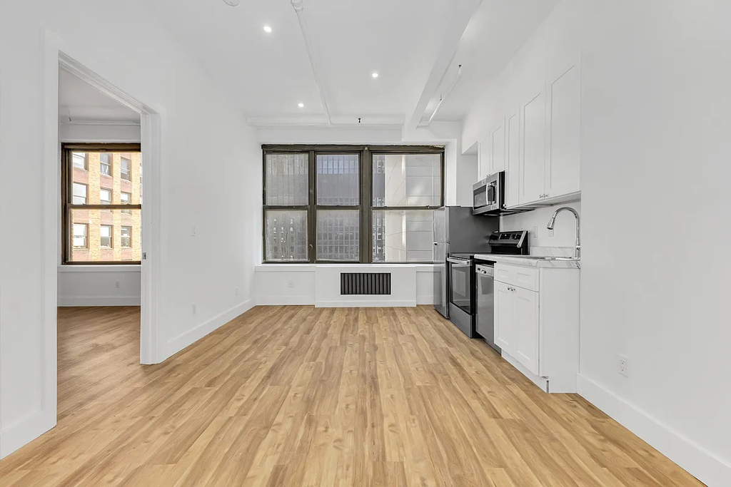 248 West 35th Street - Photo 0