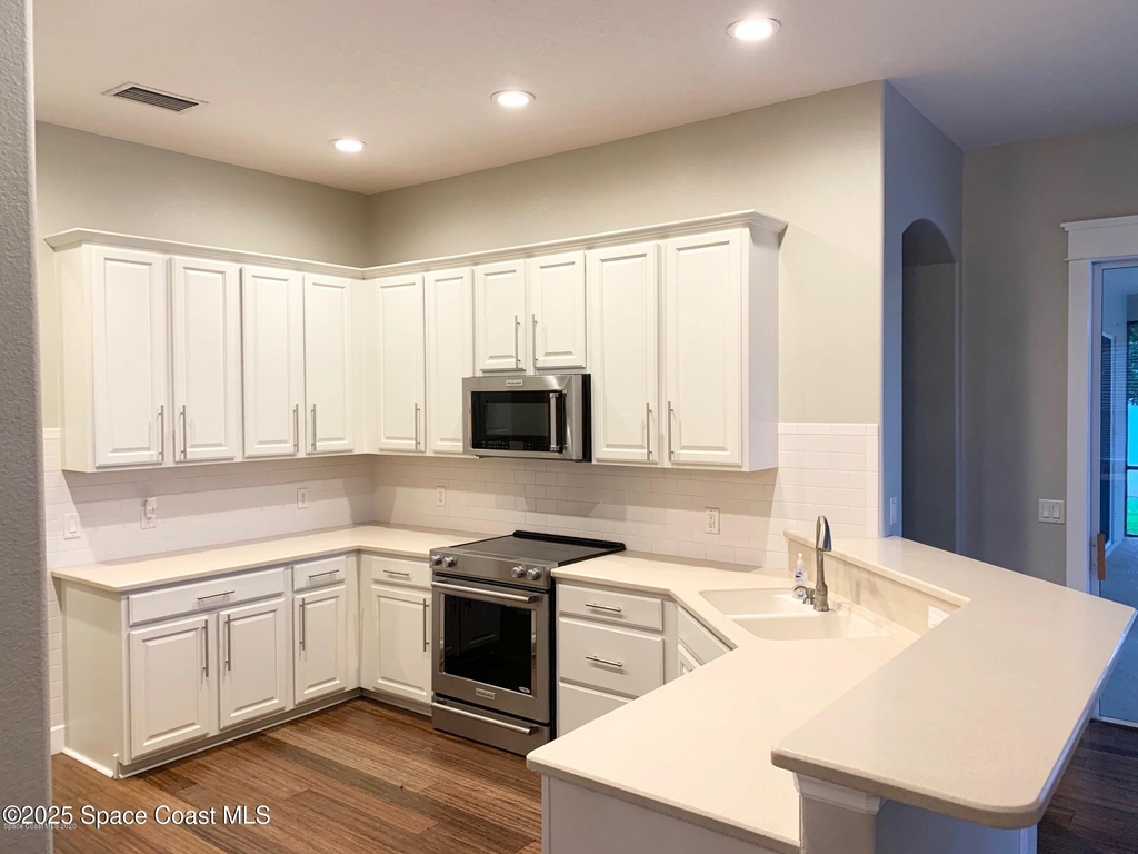 3691 Chardonnay Drive - Photo 7