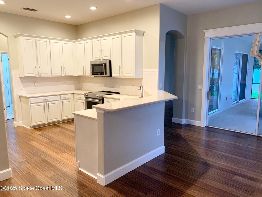 3691 Chardonnay Drive - Photo 8
