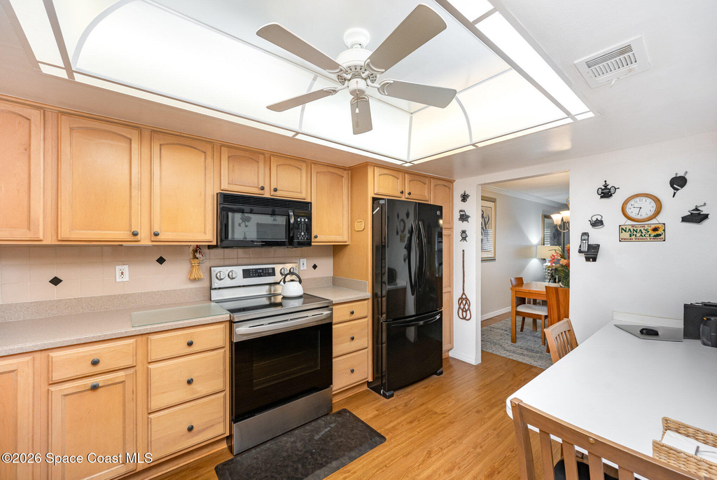 5807 N Atlantic Avenue - Photo 8