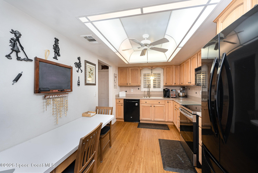 5807 N Atlantic Avenue - Photo 7
