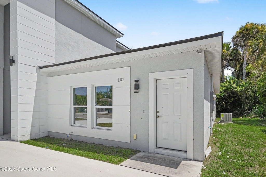 19 Travis Street - Photo 0