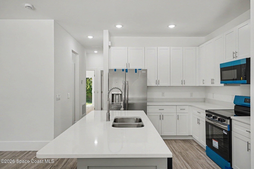 19 Travis Street - Photo 2