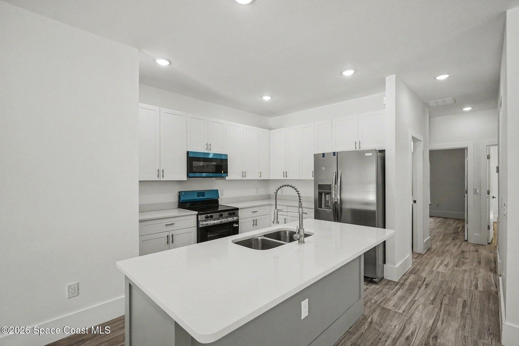 19 Travis Street - Photo 2
