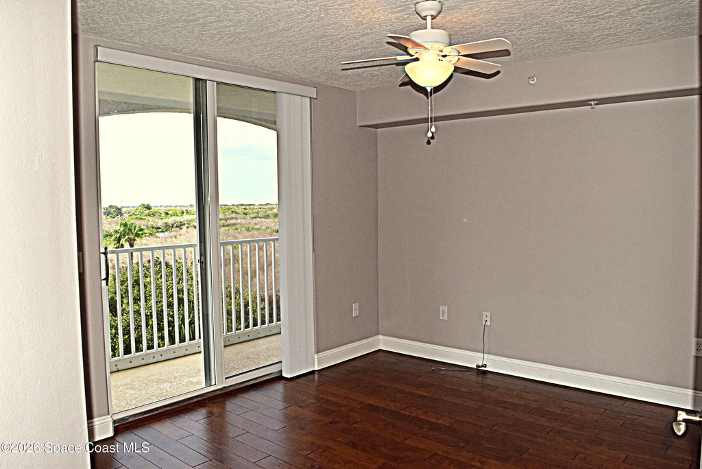 801 Del Rio Way - Photo 12