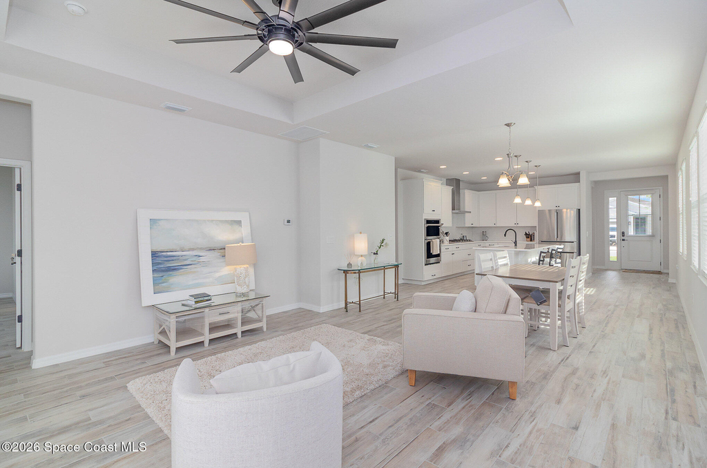 2406 Kamin Drive - Photo 5