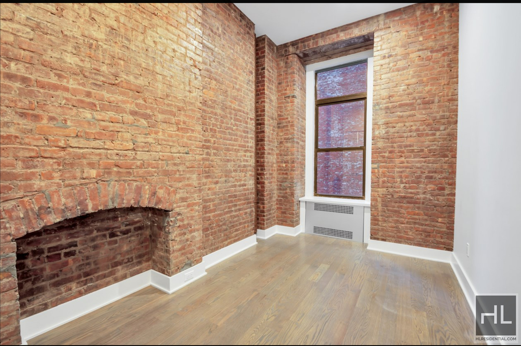 Madison Avenue - Photo 1