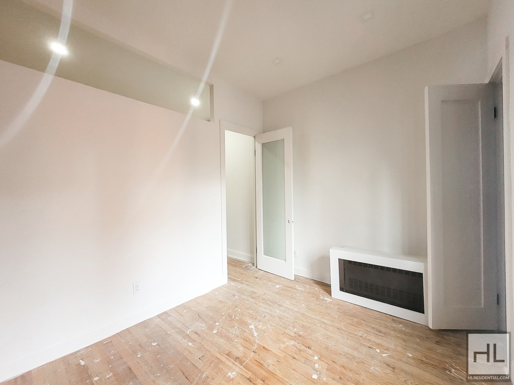 East 80 Street - Photo 1