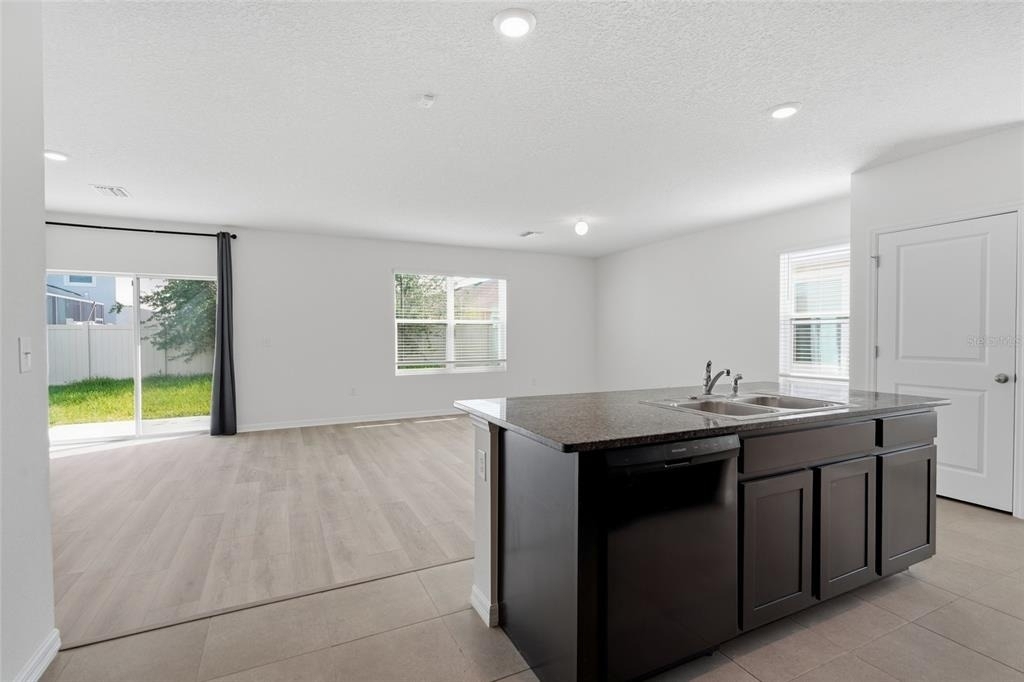 32745 Pez Landing Lane - Photo 9
